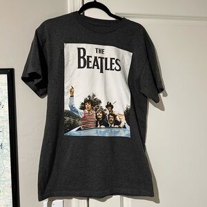 Medium The Beatles t shirt